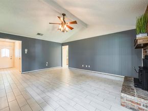 1304  Midbury Court , Arlington Texas 76015