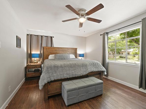 106  Nichols Street , Irving Texas 75060