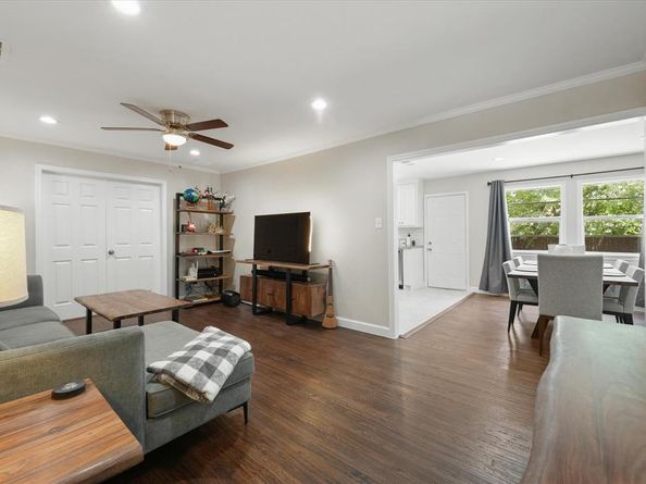 106  Nichols Street , Irving Texas 75060