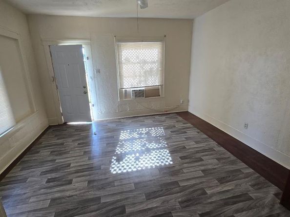 2503  Wilkinson Avenue , Fort Worth Texas 76103