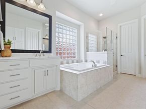 2015  Crockett Circle , Irving Texas 75038