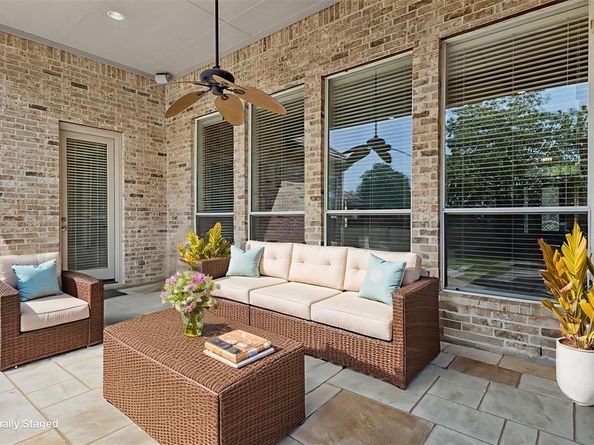 2015  Crockett Circle , Irving Texas 75038