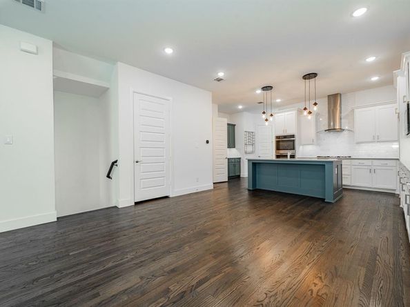 8106  Fallston Court , Dallas Texas 75231