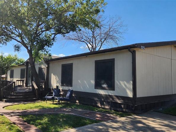 4000  Ace Lane  223, Lewisville Texas 75067