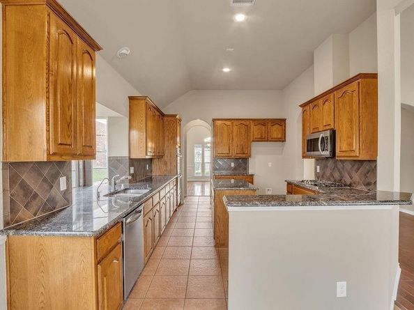 1418 E Oates Road , Garland Texas 75043