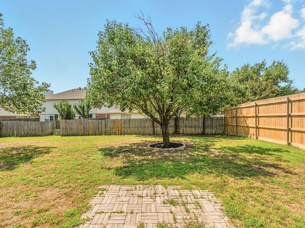 5204  Blue Circle , Haltom City Texas 76137