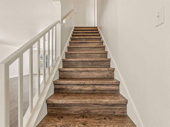 5204  Blue Circle , Haltom City Texas 76137