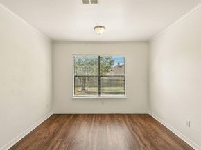 5204  Blue Circle , Haltom City Texas 76137