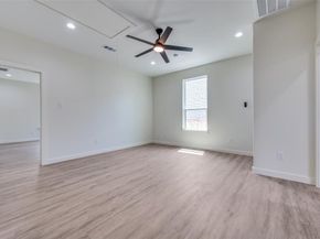 3324  Navaro Street , Dallas Texas 75212