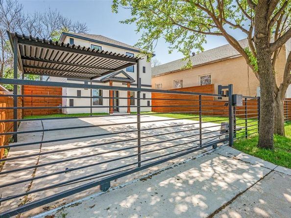 3324  Navaro Street , Dallas Texas 75212