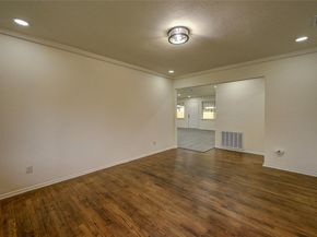 9521  Crestshire Drive , Dallas Texas 75227