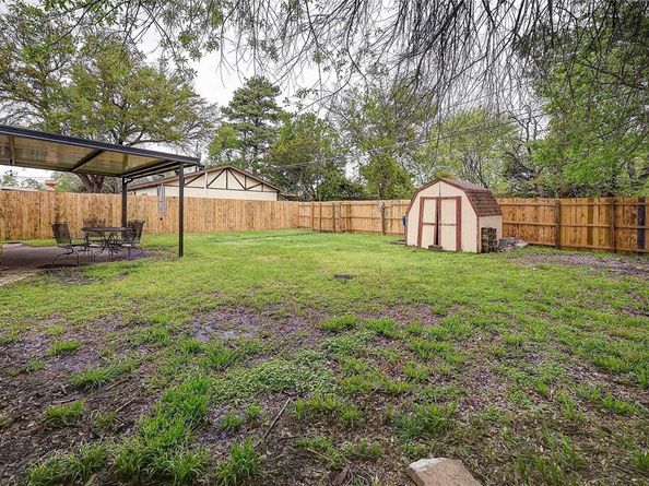 9521  Crestshire Drive , Dallas Texas 75227