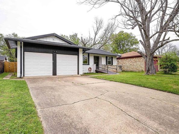 9521  Crestshire Drive , Dallas Texas 75227