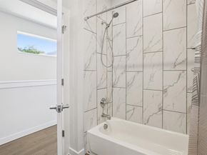 1268  Clifftop Lane , Dallas Texas 75208
