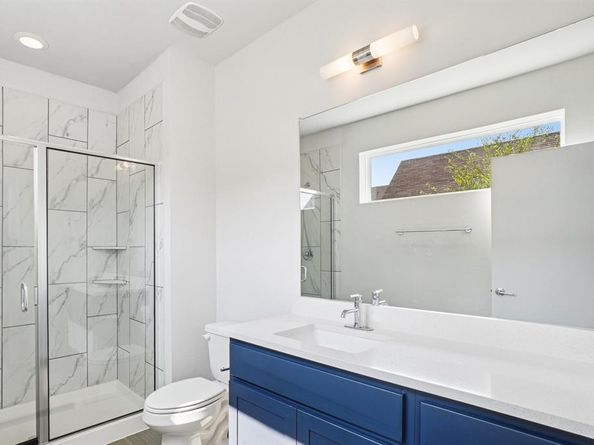 1268  Clifftop Lane , Dallas Texas 75208