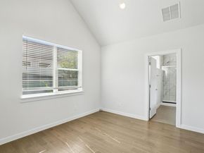 1268  Clifftop Lane , Dallas Texas 75208