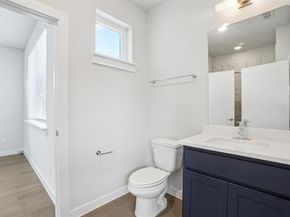 1268  Clifftop Lane , Dallas Texas 75208