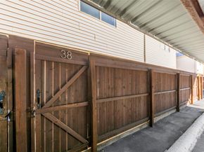 9827  Park Lane Court , Dallas Texas 75220