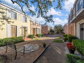 9827  Park Lane Court , Dallas Texas 75220