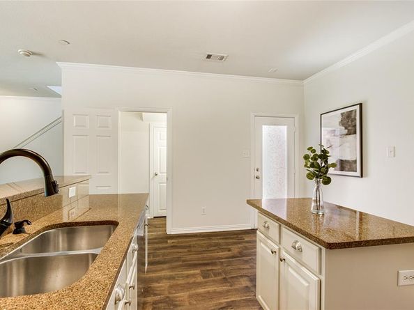 575 S Virginia Hills Drive  3004, McKinney Texas 75072