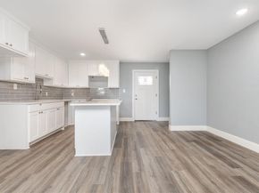 3828  Pacesetter Drive , Dallas Texas 75241