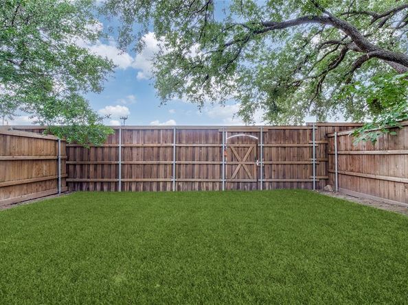 9707  Highland View Drive , Dallas Texas 75238