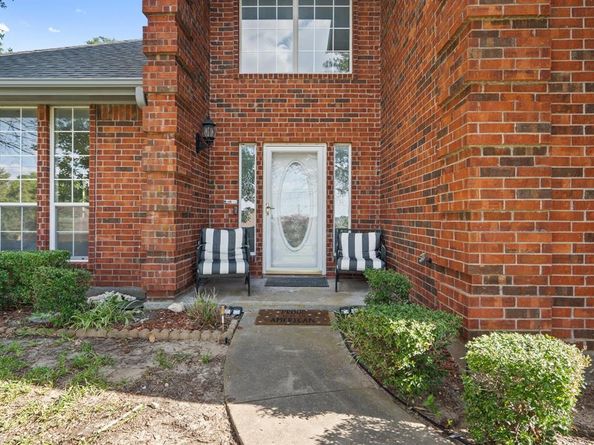 10173  Wandering Way Street , Benbrook Texas 76126