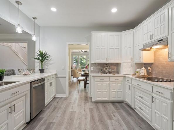 10173  Wandering Way Street , Benbrook Texas 76126