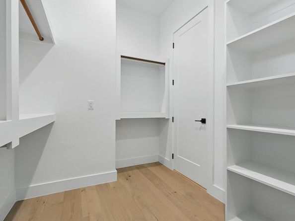 4208  Live Oak Street  102, Dallas Texas 75204