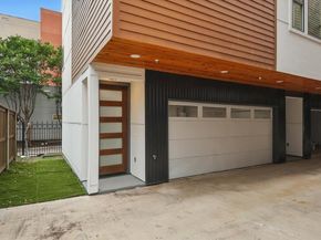 4208  Live Oak Street  102, Dallas Texas 75204