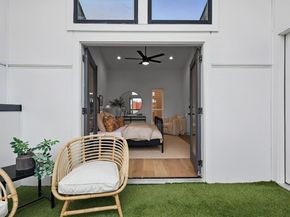 4208  Live Oak Street  102, Dallas Texas 75204