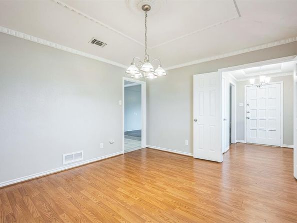 2413  Golden Willow Lane , Richardson Texas 75082