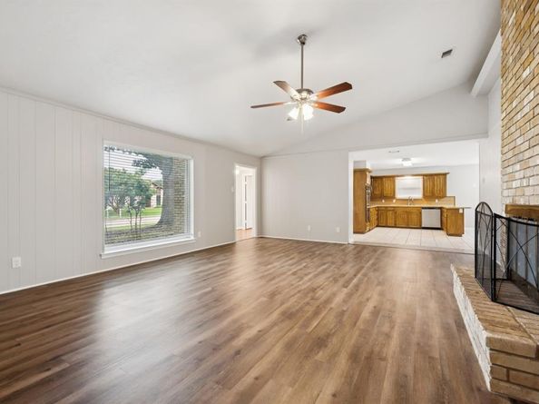 2413  Golden Willow Lane , Richardson Texas 75082