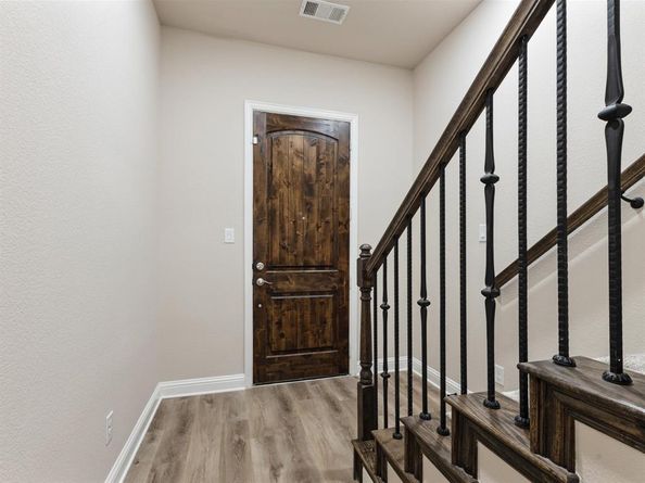 6462  Riviera Drive , Irving Texas 75039