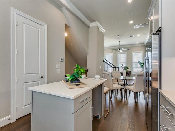4128  Runyon Road , Addison Texas 75001