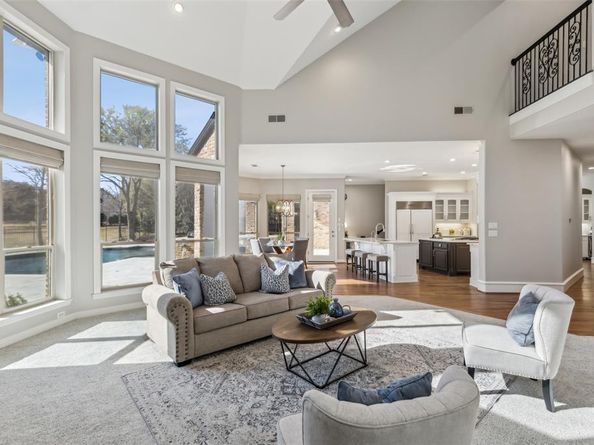 1106  Waterfall Drive , McKinney Texas 75072