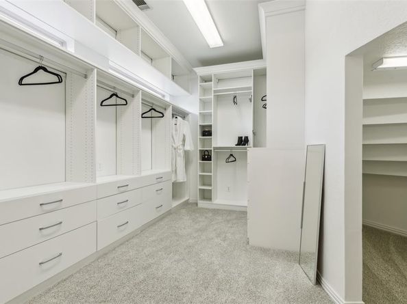 1106  Waterfall Drive , McKinney Texas 75072