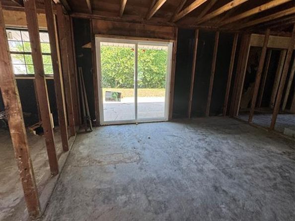 505  Russell Road , Everman Texas 76140
