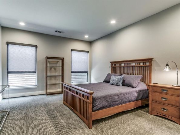 3866  Lively Lane , Dallas Texas 75220