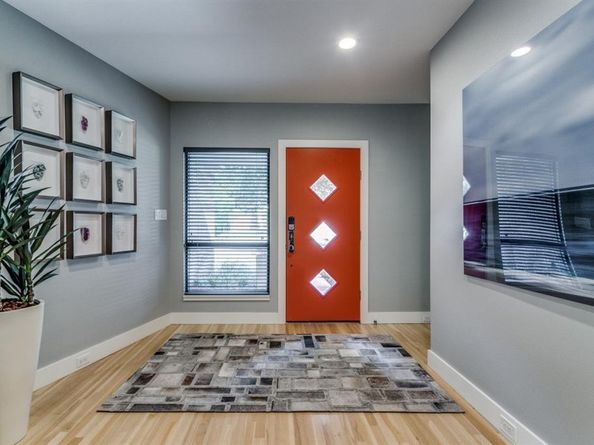 3866  Lively Lane , Dallas Texas 75220