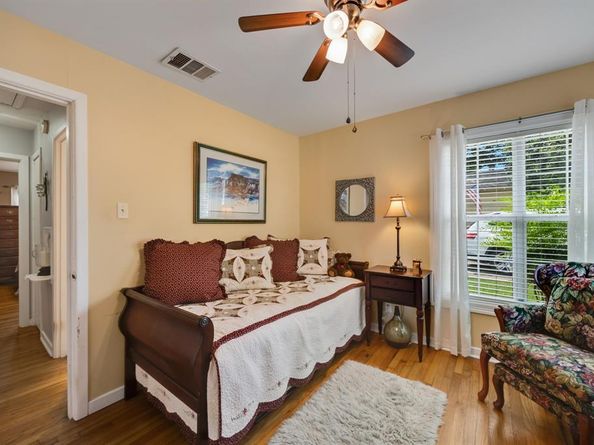 702  Nash Street , Rockwall Texas 75087