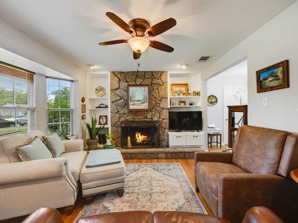 702  Nash Street , Rockwall Texas 75087