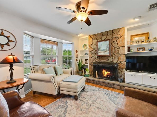 702  Nash Street , Rockwall Texas 75087