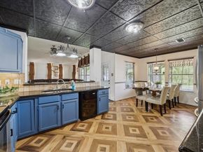 1701  Prairie Creek Court , Garland Texas 75040