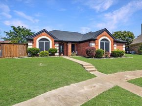 1701  Prairie Creek Court , Garland Texas 75040