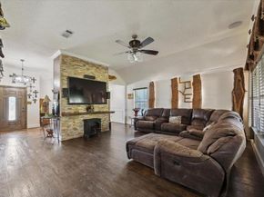 1701  Prairie Creek Court , Garland Texas 75040