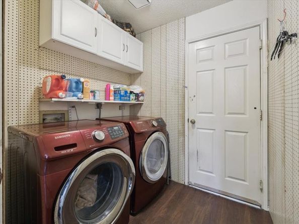 1701  Prairie Creek Court , Garland Texas 75040