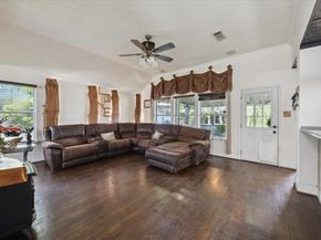 1701  Prairie Creek Court , Garland Texas 75040