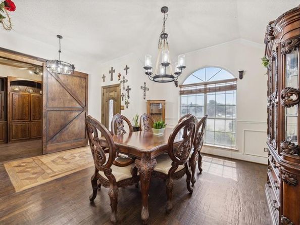 1701  Prairie Creek Court , Garland Texas 75040