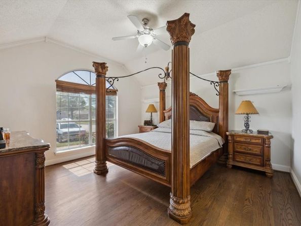 1701  Prairie Creek Court , Garland Texas 75040
